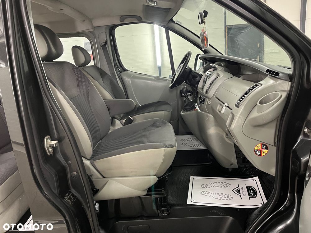 Opel Vivaro - 17