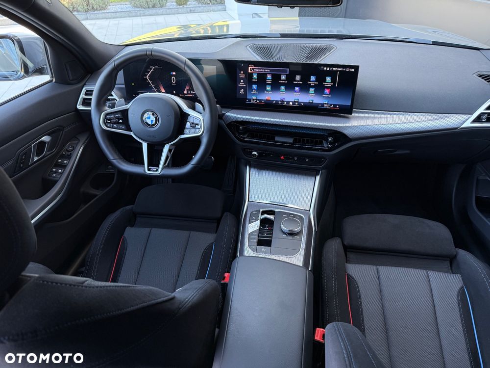 BMW Seria 3 330i xDrive M Sport - 3
