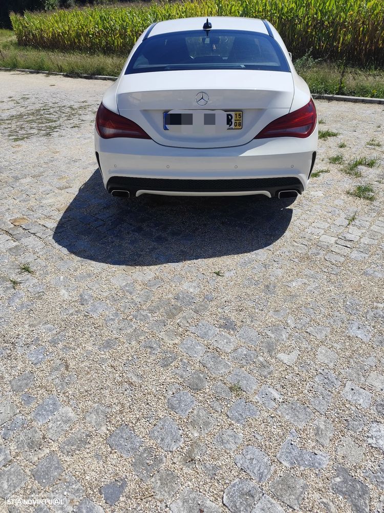 Mercedes-Benz CLA 200 d AMG Line - 2