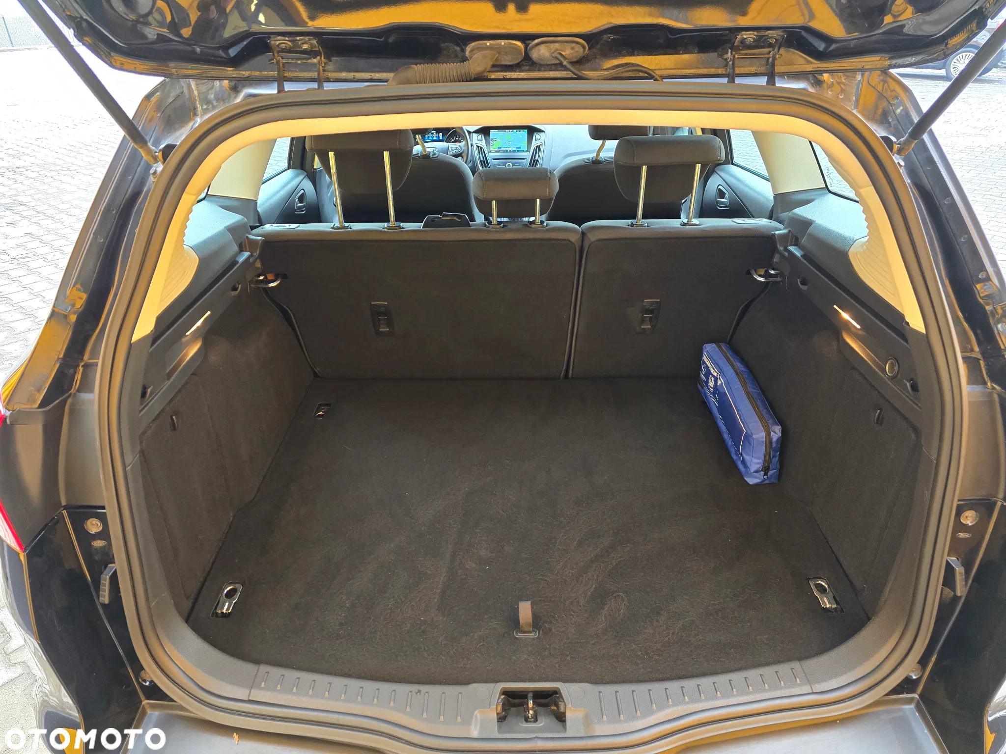Ford Focus 1.0 EcoBoost Start-Stopp-System TITANIUM - 13