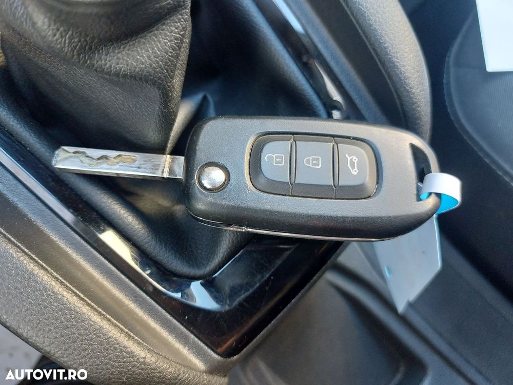 Renault Clio V Blue dCi Zen - 20