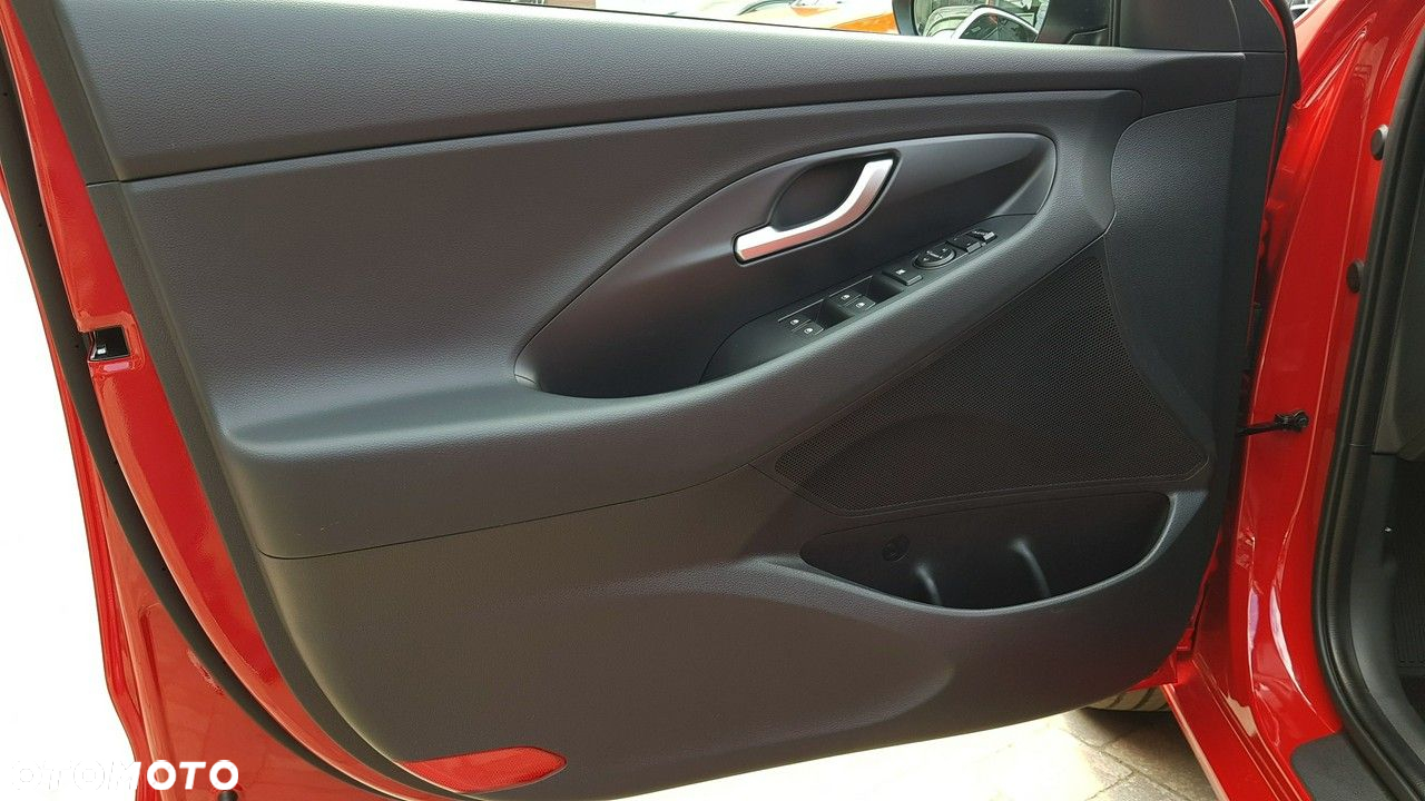 Hyundai i30 1.0 T-GDI Smart - 9