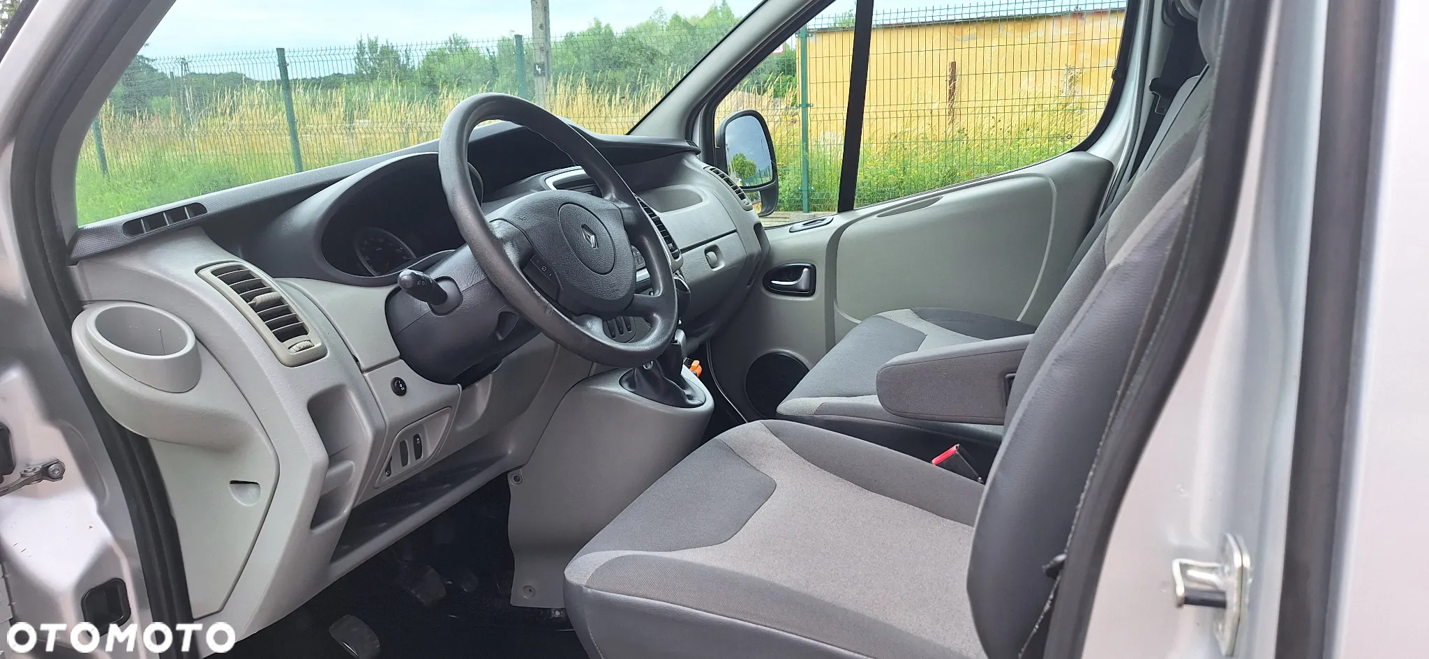 Renault Trafic - 8