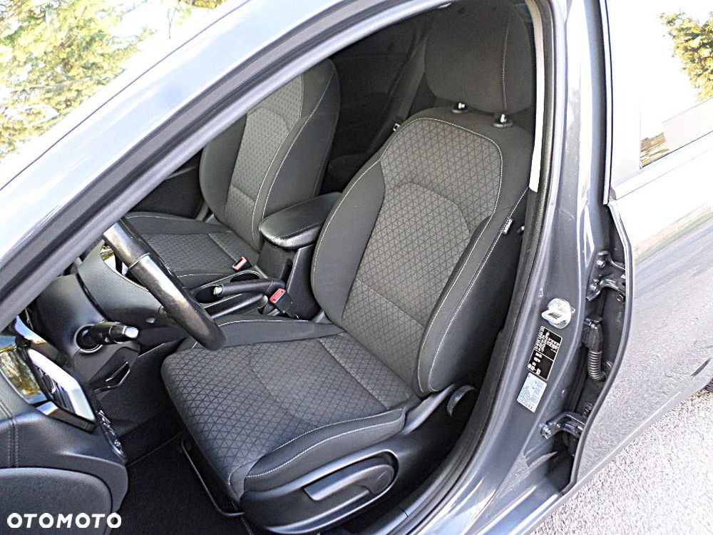 Kia Ceed - 20