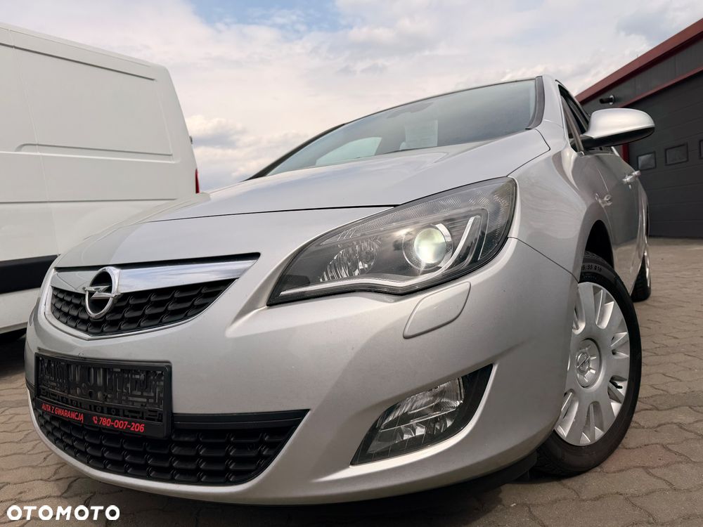 Opel Astra 2.0 CDTI DPF Innovation - 2