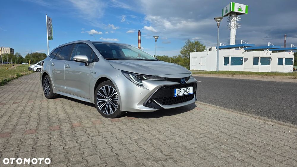 Toyota Corolla 2.0 Hybrid Comfort - 2