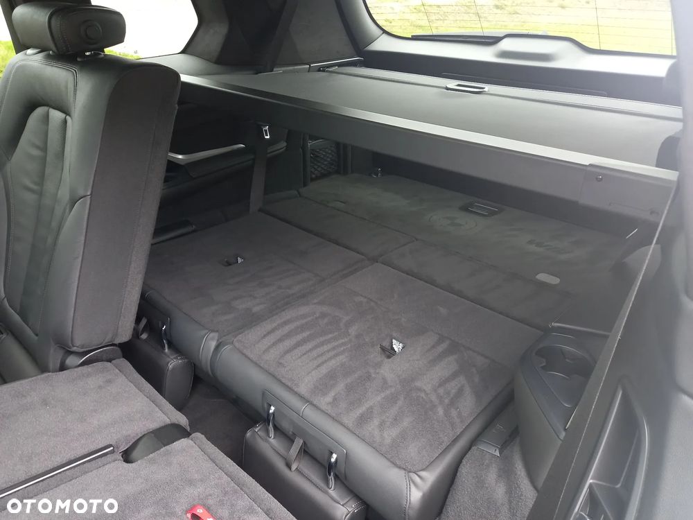 BMW X7 - 13