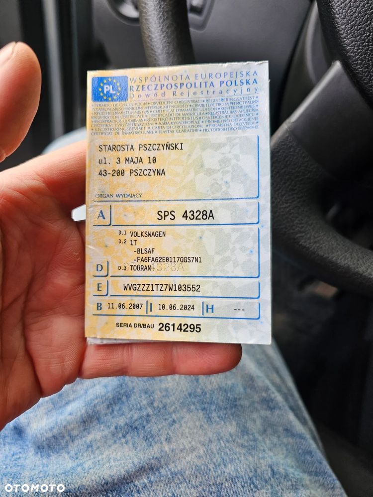 Volkswagen Touran 1.9 TDI Basis DSG - 6