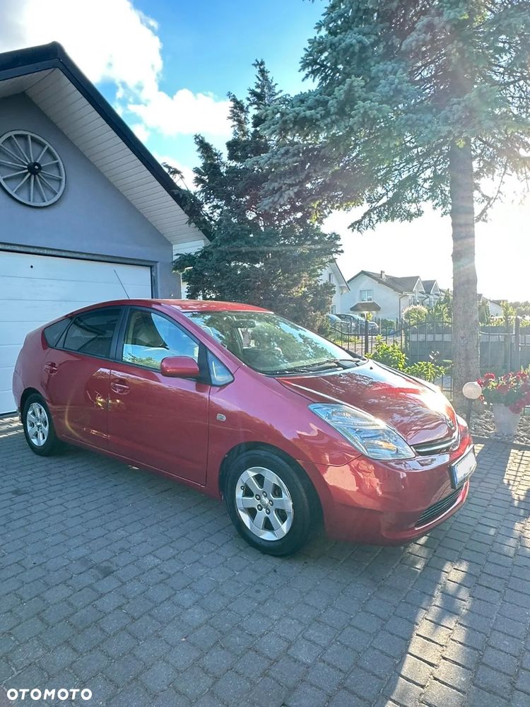 Toyota Prius 1.5 VVT-i Sol - 4