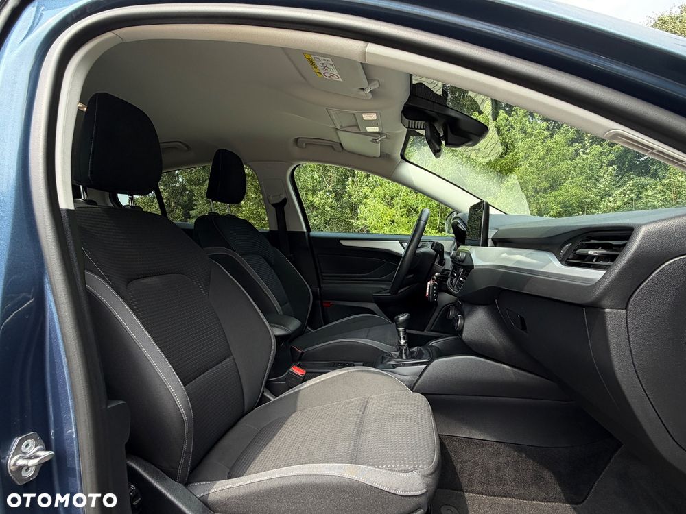 Ford Focus 1.0 EcoBoost Trend - 13