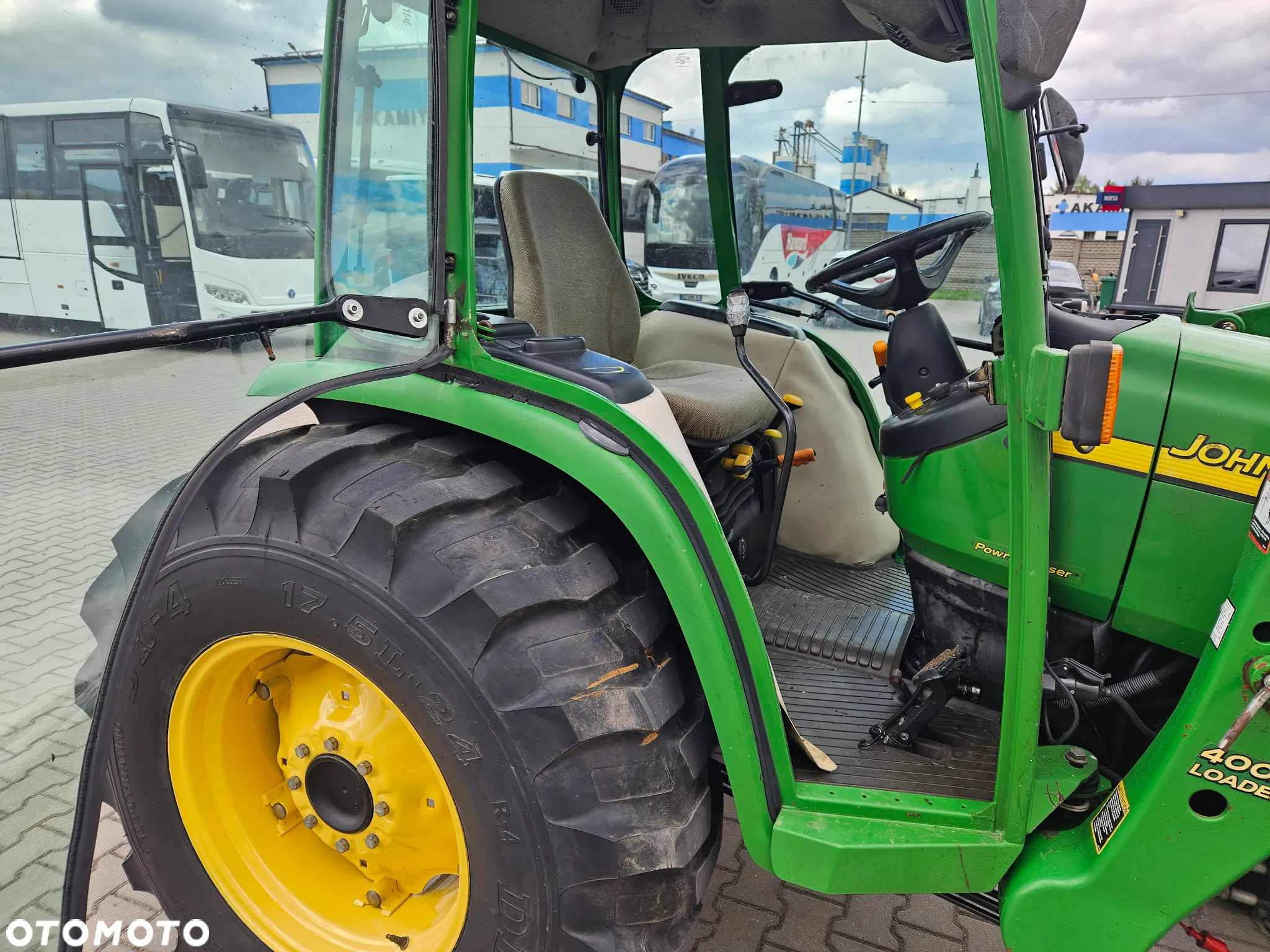 John Deere 4520 / SPROWADZONY Z FRANCJI / 3 710 MTH / PRZEDNI TUR - 12