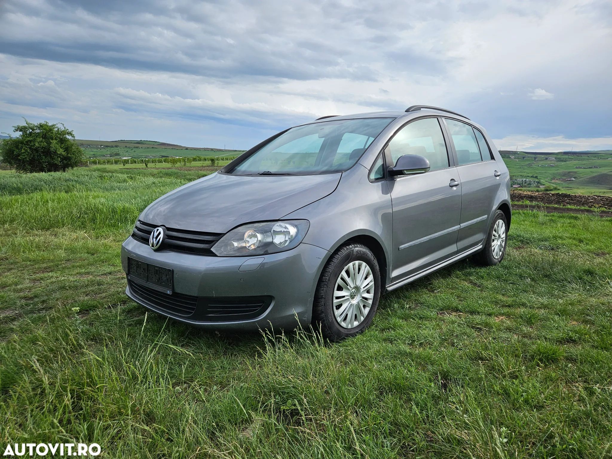 Volkswagen Golf Plus 1.6 TDI DPF Trendline - 1