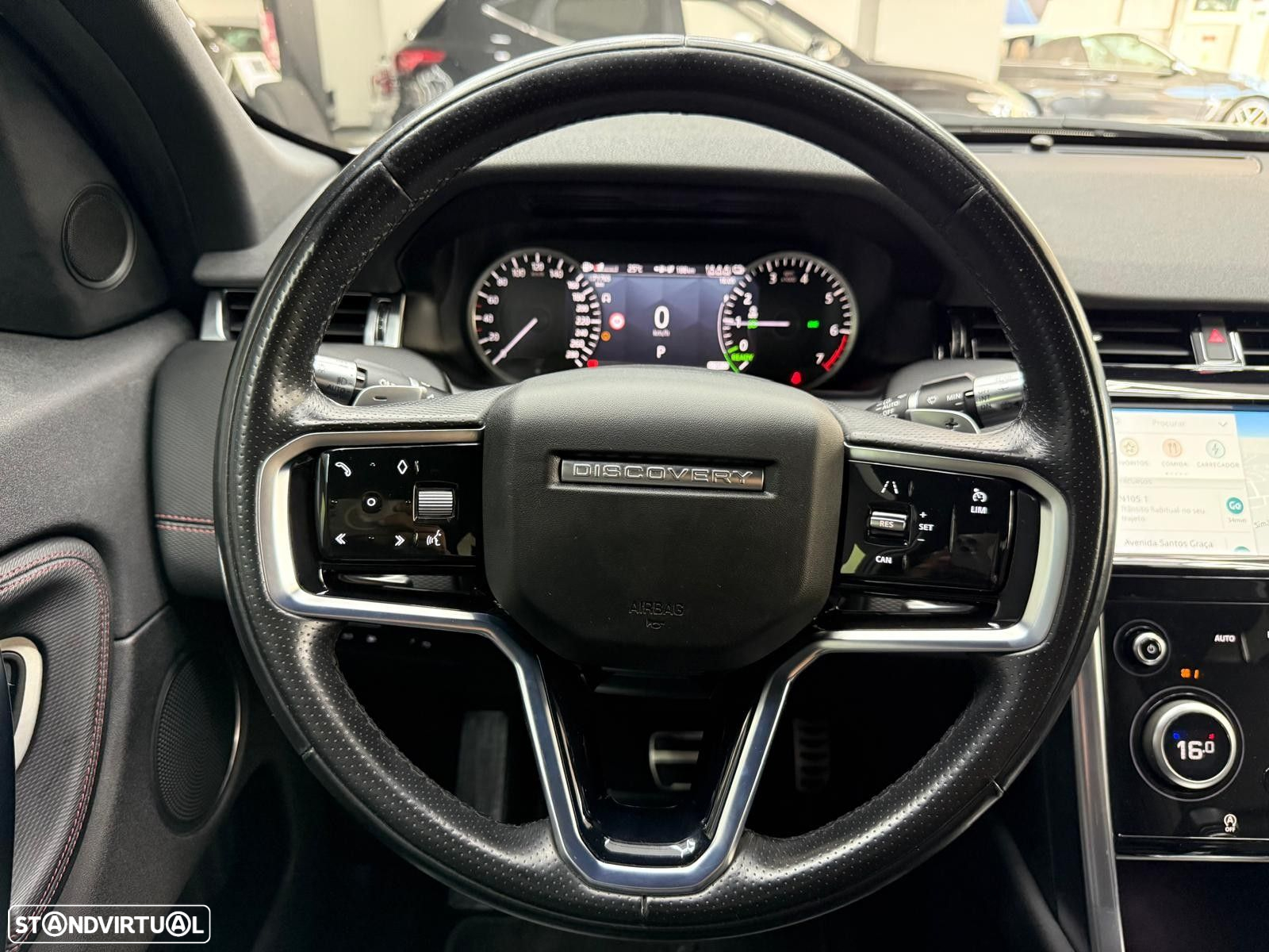 Land Rover Discovery Sport 1.5 I3 P300e AWD R-Dynamic HSE - 33