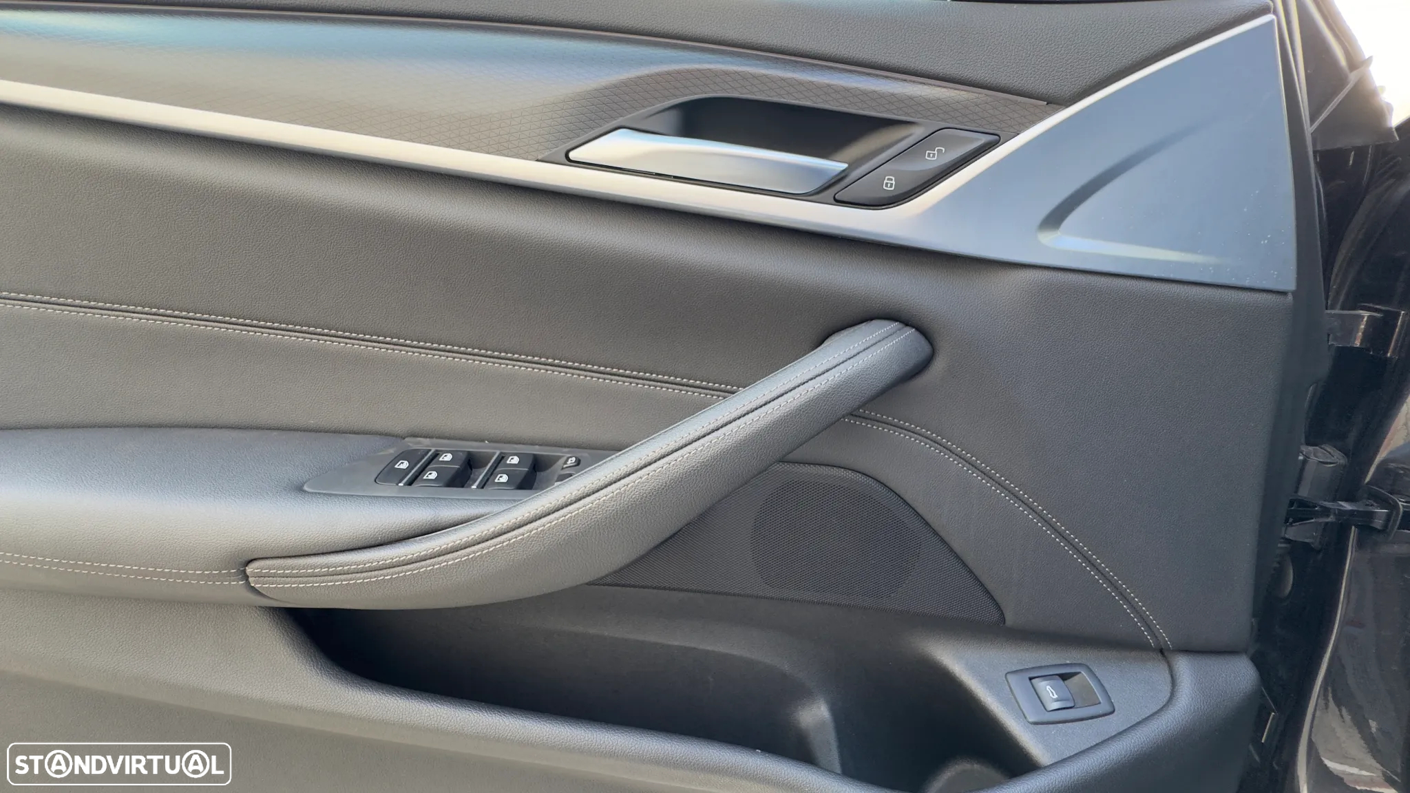 BMW 520 d Pack Desportivo M Auto - 18