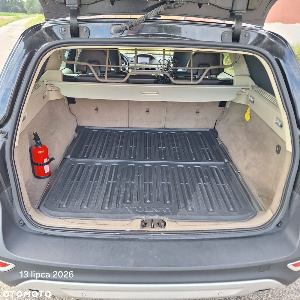 Volvo XC 70 D5 AWD Geartronic Summum - 16