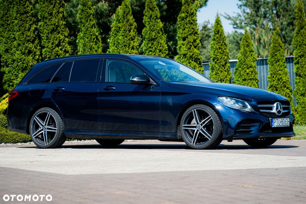 Mercedes-Benz Klasa C 300 d 9G-TRONIC AMG Line - 2
