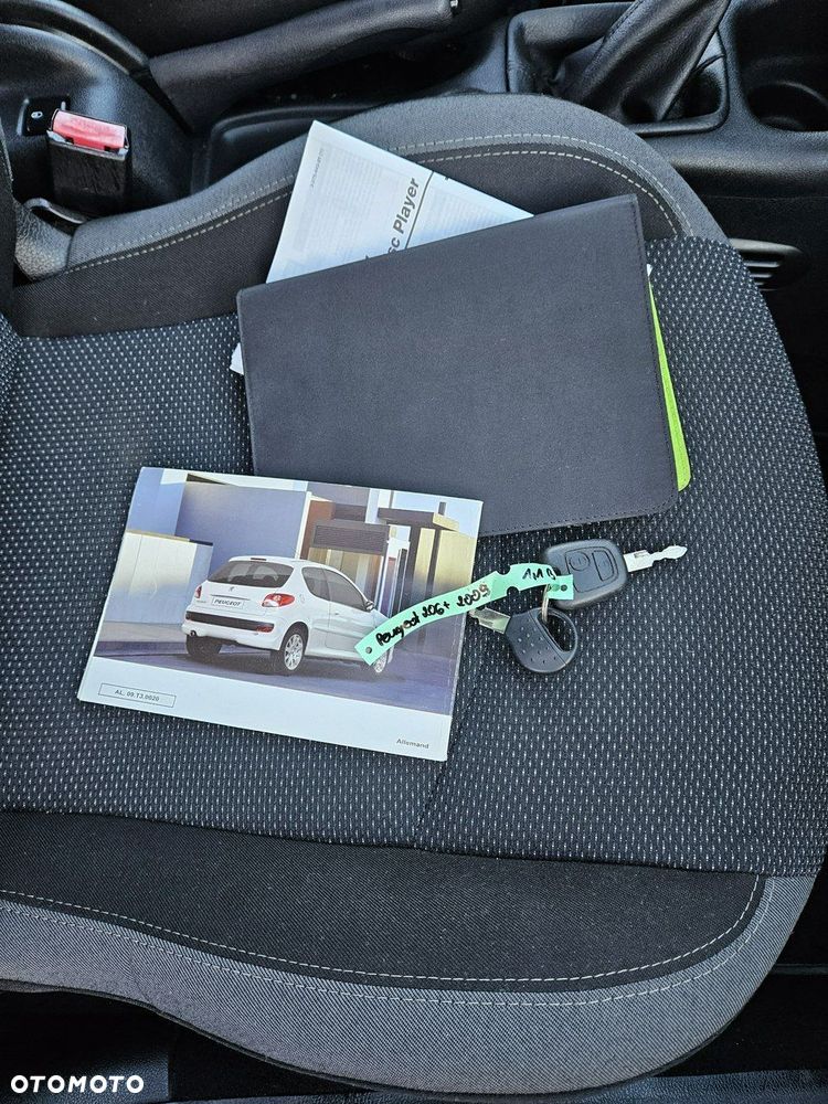 Peugeot 206 plus - 16