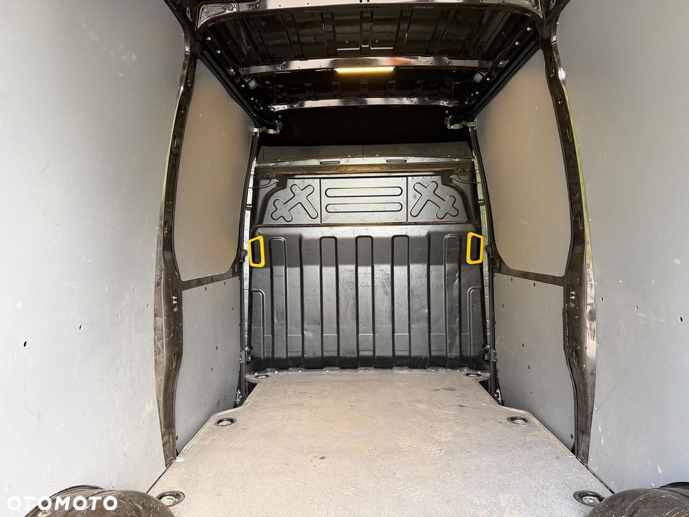 Iveco Daily 35S180, 3.0 180KM, L3H2, HiMatic, Niski przebieg, Lift - 9