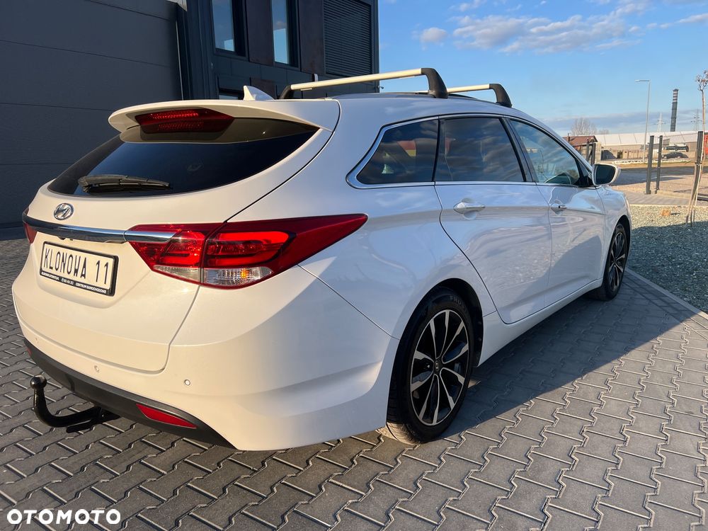 Hyundai i40 Kombi 1.7 CRDi DCT Premium - 12