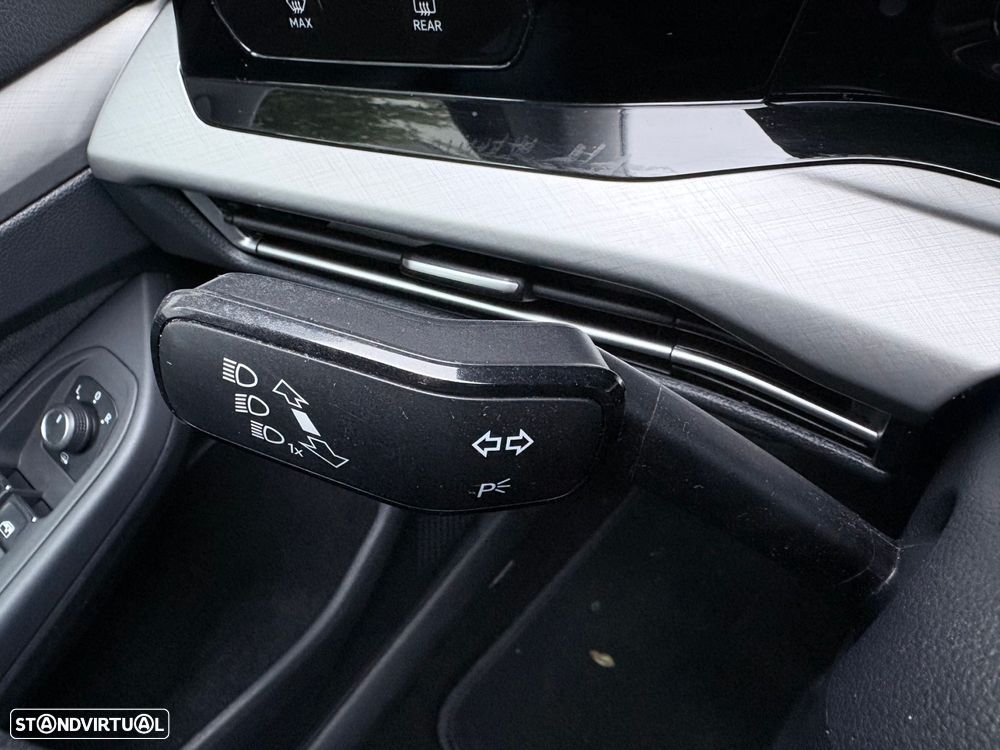 VW Golf 1.0 TSI Life - 36