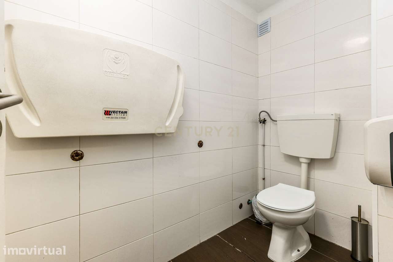 Loja nas Avenidas Novas em Lisboa - Grande imagem: 5/10