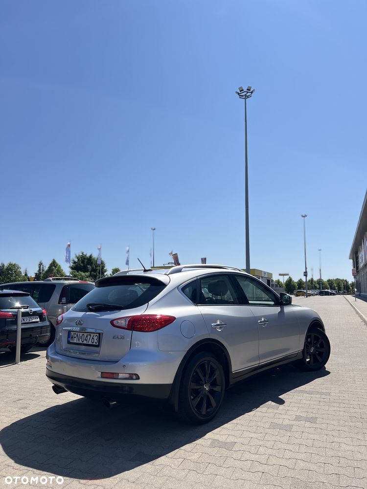 Infiniti EX - 4