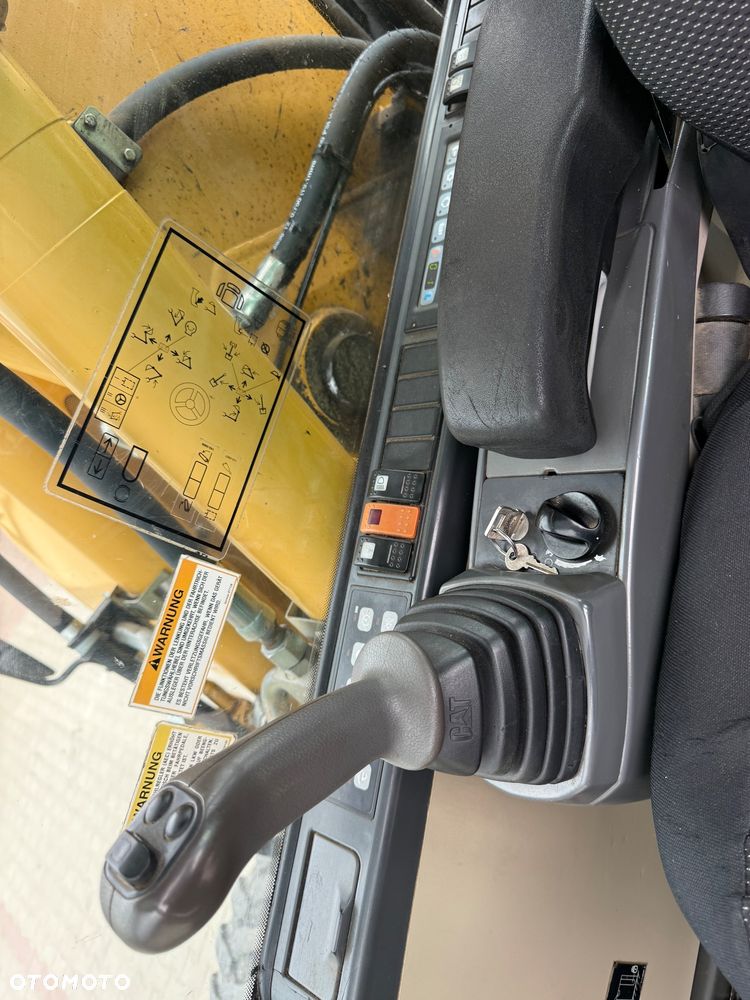 Caterpillar M315C - 12