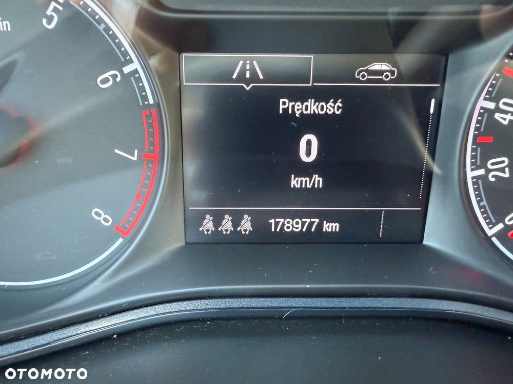 Opel Corsa - 11