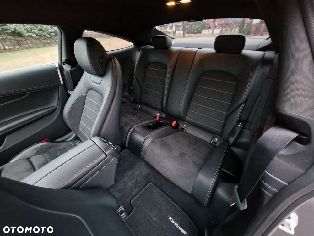 Mercedes-Benz Klasa C 200 4-Matic 9G-Tronic - 16
