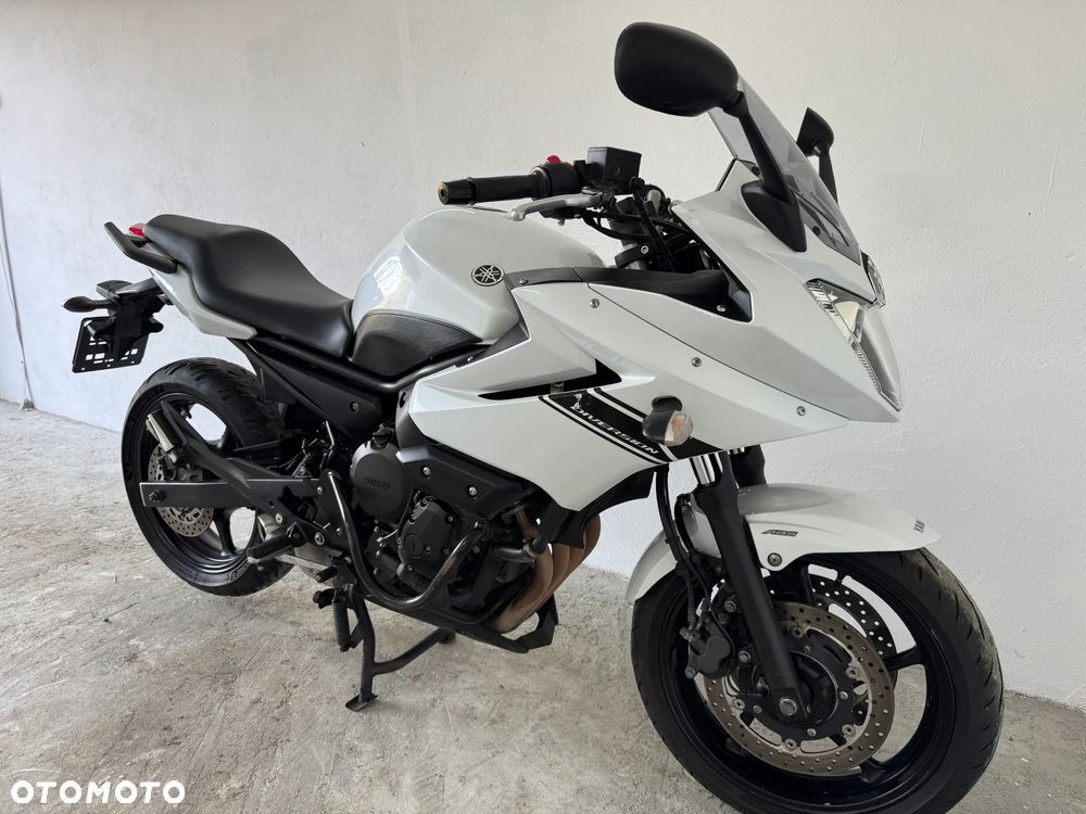 Yamaha XJ - 2
