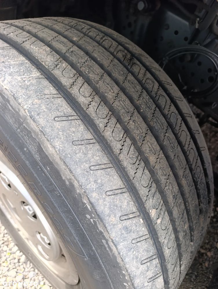 Mercedes-Benz Actros - 18