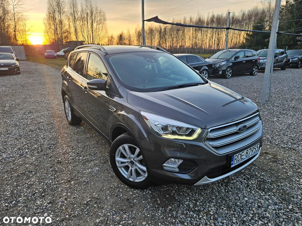 Ford Kuga 1.5 EcoBoost 2x4 Titanium - 3