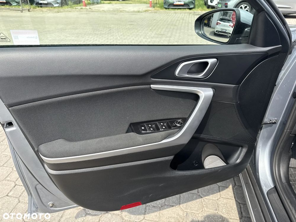 Kia XCeed 1.5 T-GDI M DCT - 11
