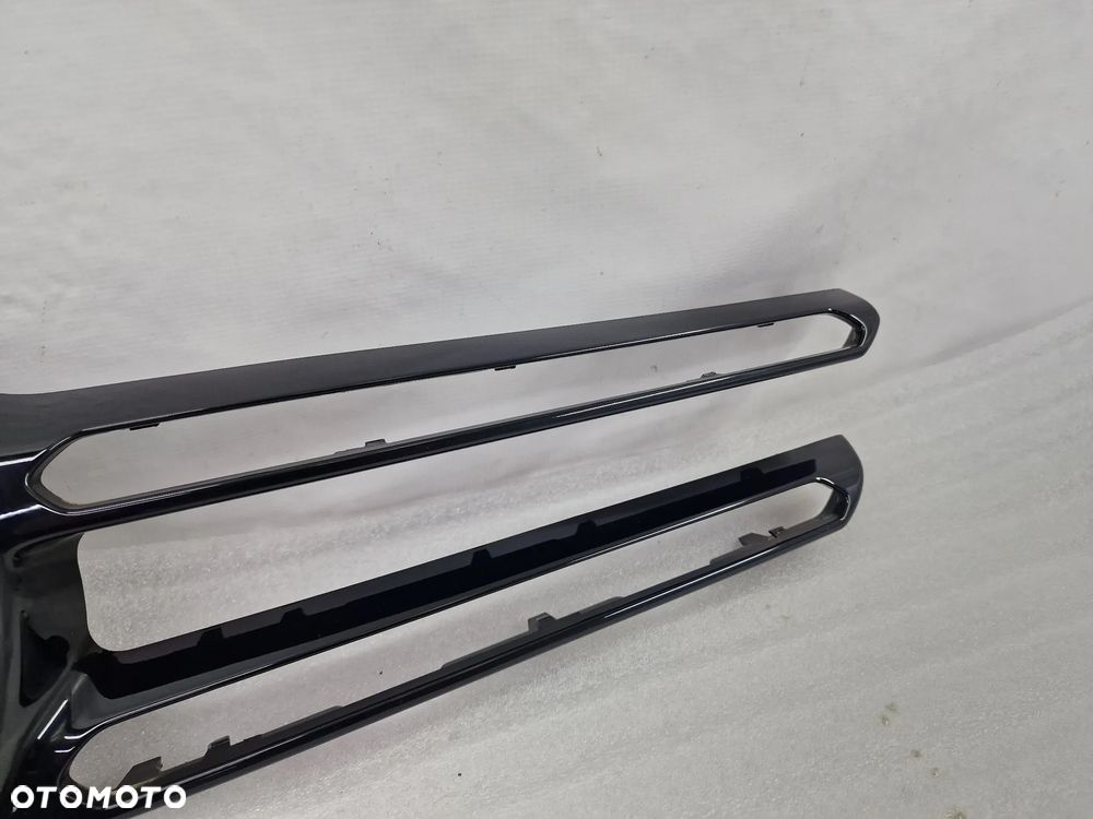 MERCEDES GLC W253 LIFT 19- ATRAPA / GRILL PRZEDNI PRZÓD + ZNACZEK / LOGO CZARNY , NR A2538883000 / A2538883200 , NR AUKCJI GL639 - 6