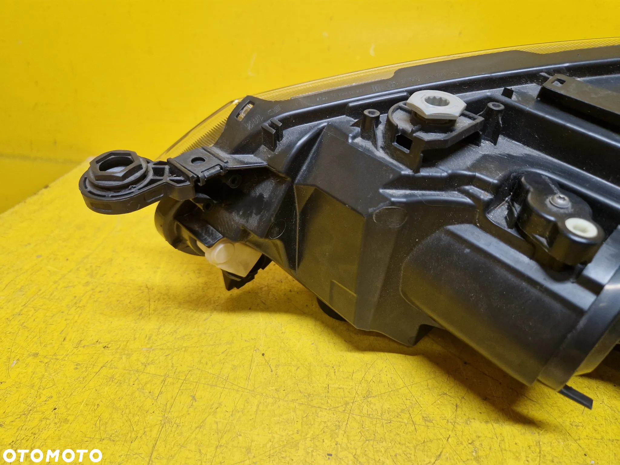 SEAT IBIZA V LIFT 21- LAMPA PRAWA PRZOD 6F1941006F - 8