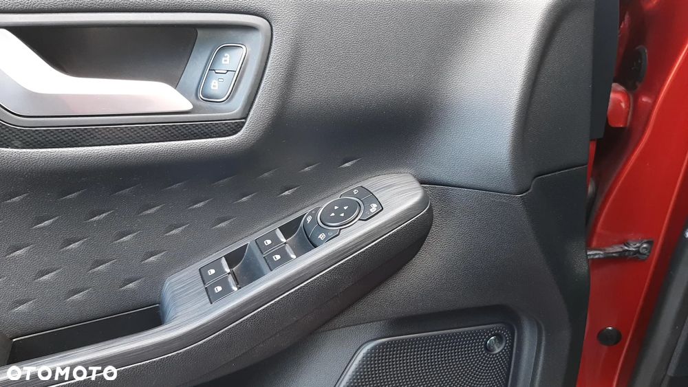 Ford Kuga 2.5P PHEV FWD ST-Line X - 14