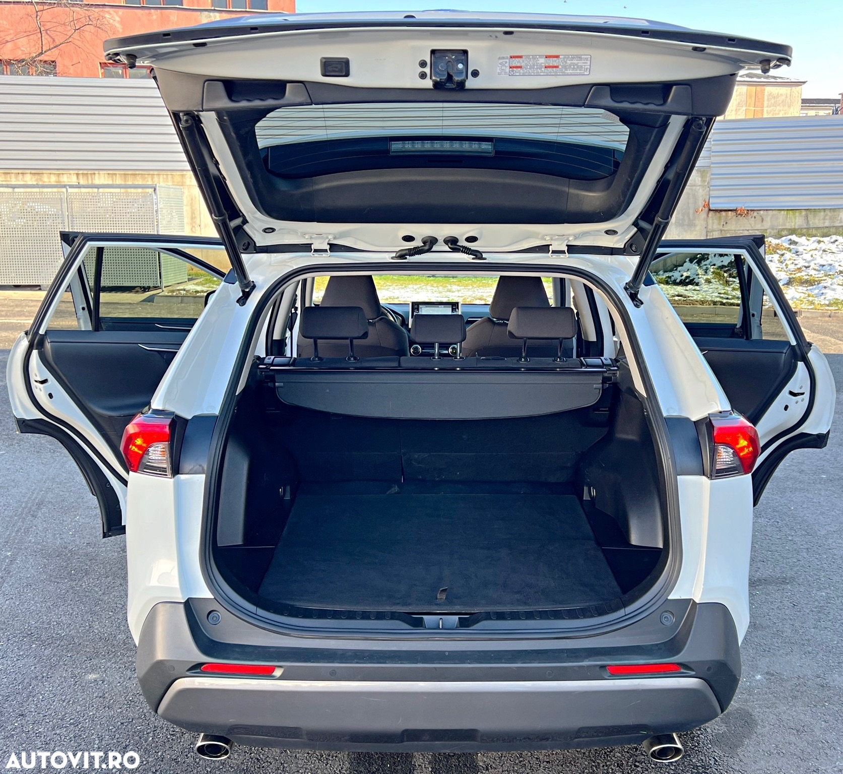 Toyota RAV4 2.5 4x2 Hybrid Business Edition - 13