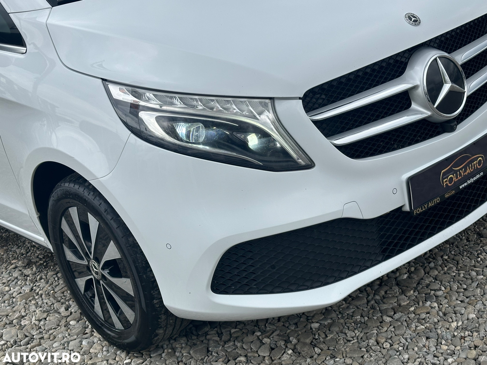 Mercedes-Benz V 300 d lang 9G-TRONIC Avantgarde - 37