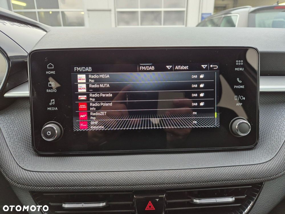 Skoda Fabia 1.0 TSI Selection DSG - 23
