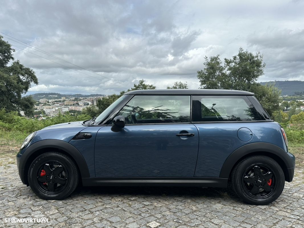 MINI 3 Portas Cooper D - 9