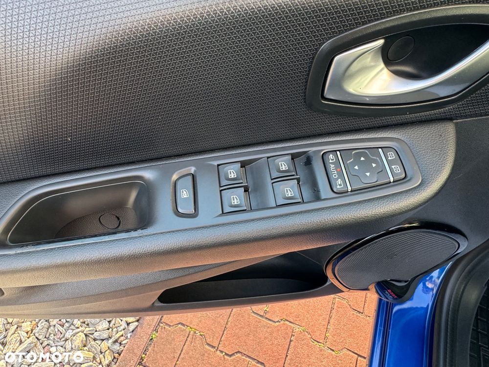 Renault Clio - 33