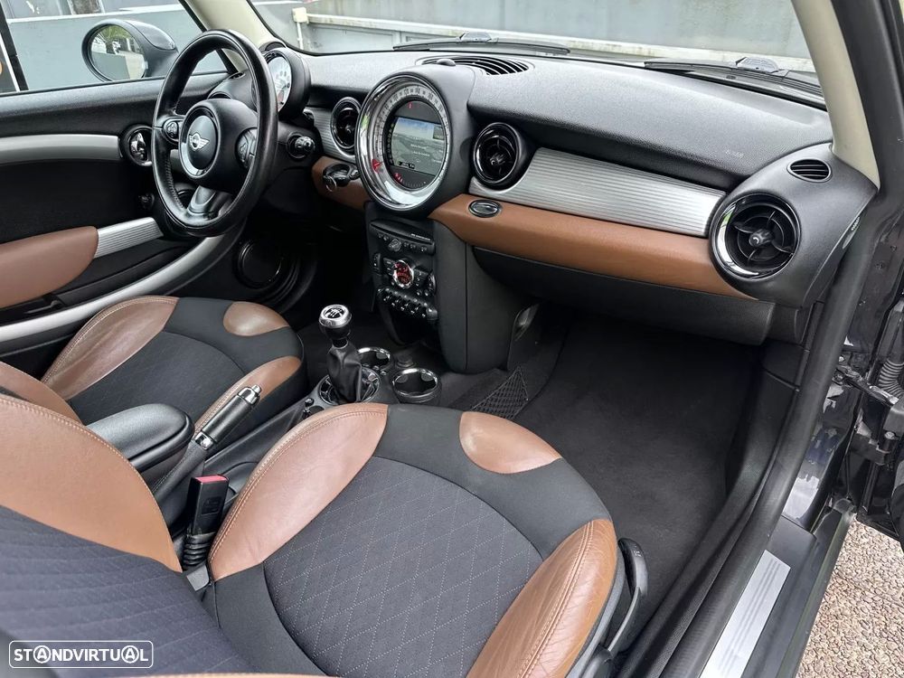 MINI 3 Portas - 43