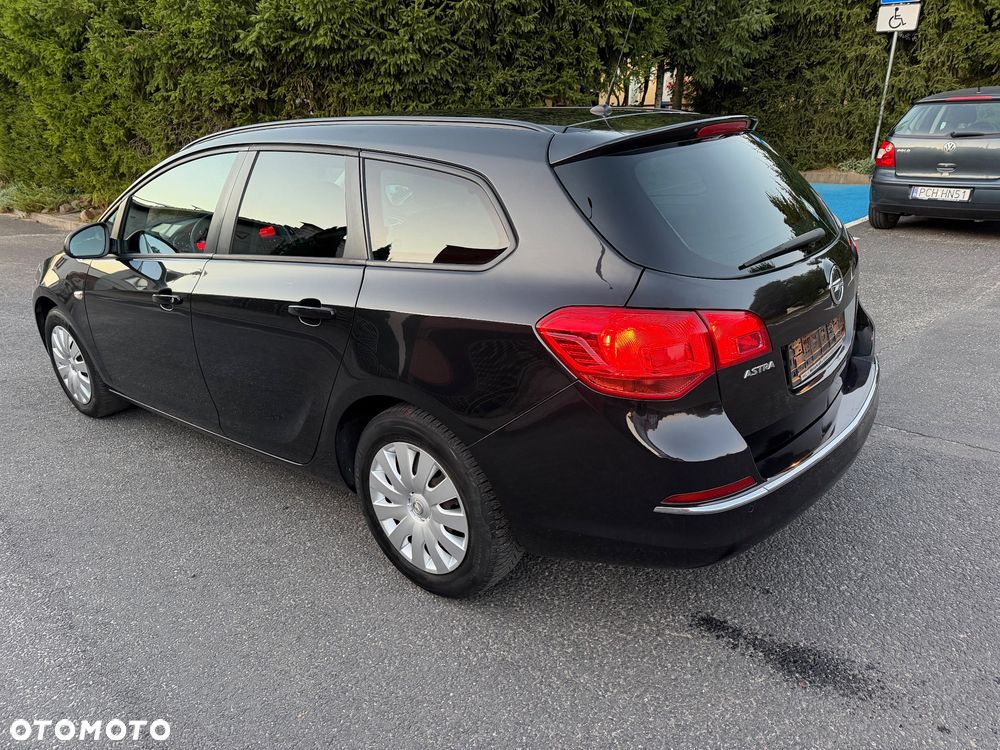 Opel Astra 1.4 Turbo - 11