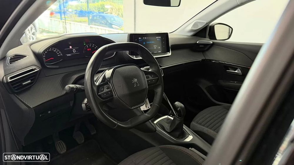 Peugeot 208 1.2 PureTech Active Pack - 12