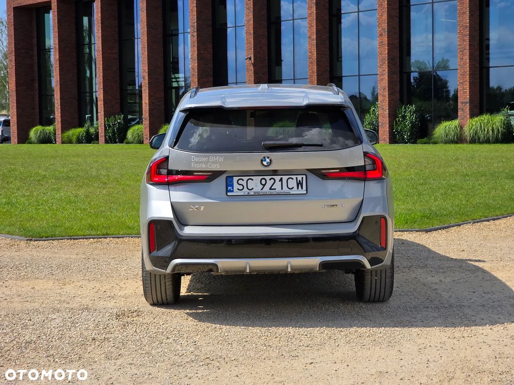 BMW X1 sDrive18i - 8