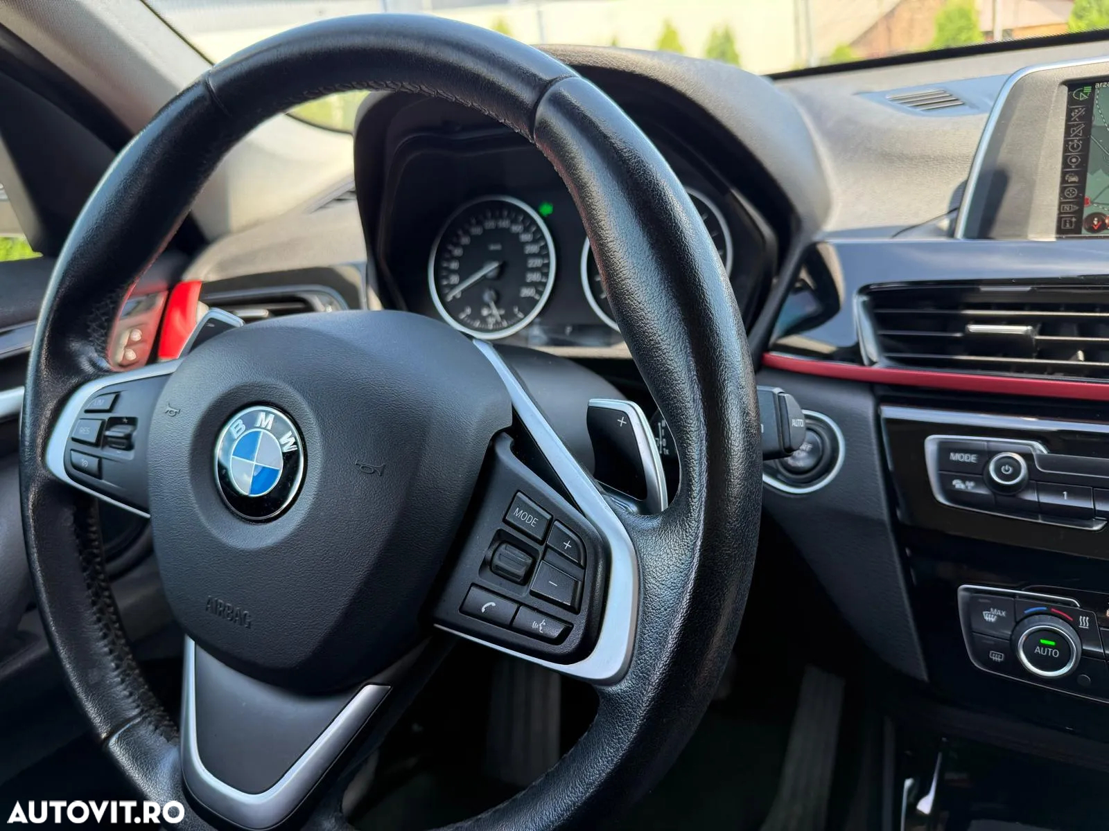 BMW X1 - 10