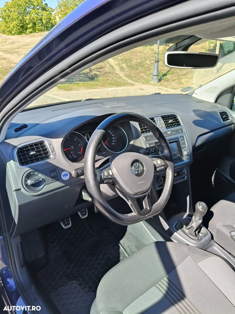 Volkswagen Polo 1.4 TDI Blue Motion Technology Allstar - 7