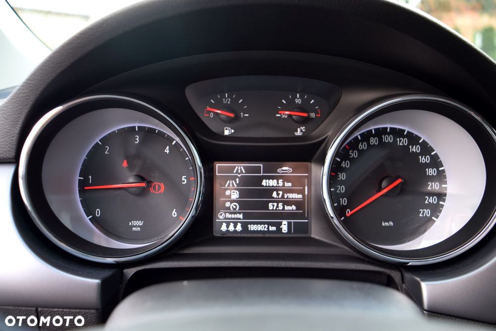 Opel Astra 1.6 CDTI Enjoy S&S - 13