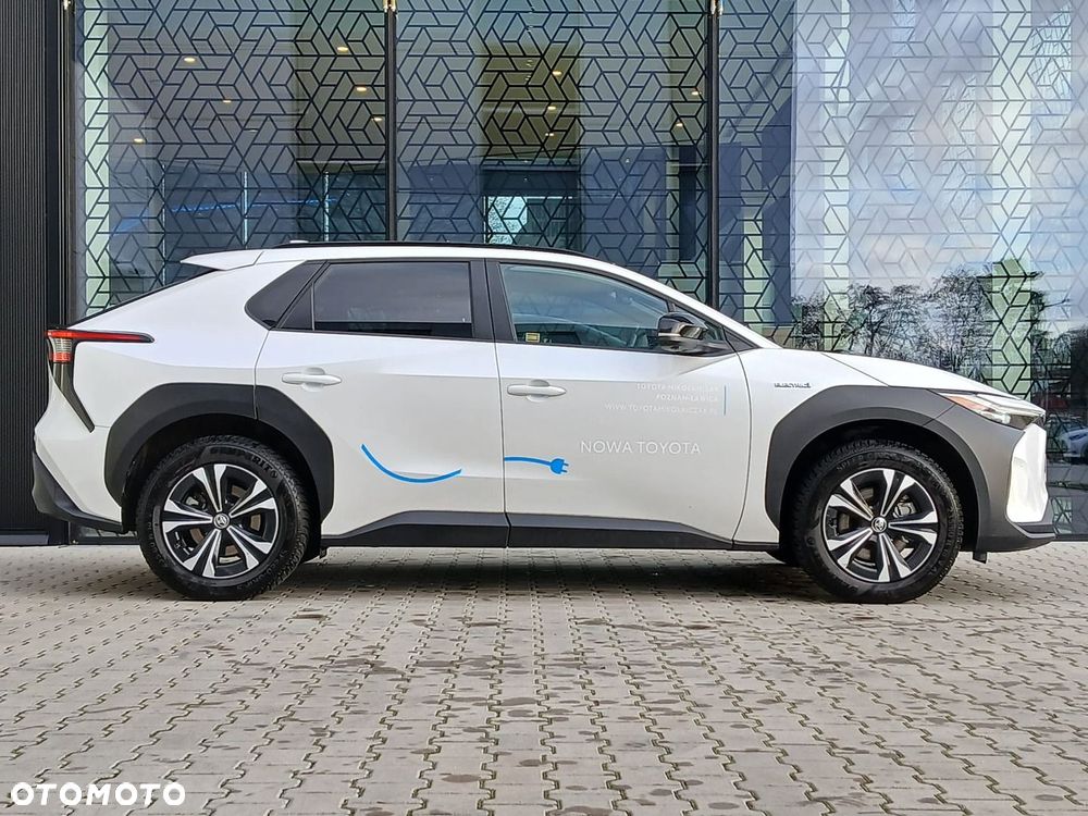 Toyota bZ4X 71.4kWh 4x4 Prestige - 3