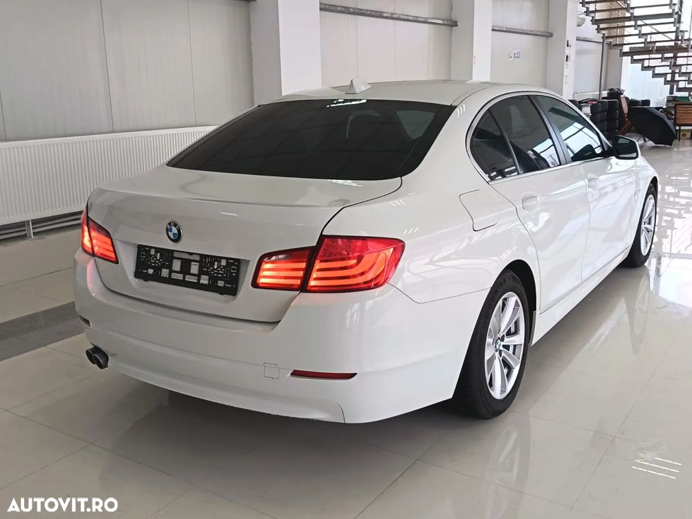 BMW Seria 5 520d - 13